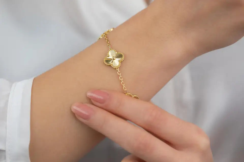 Golden Clover Bracelet